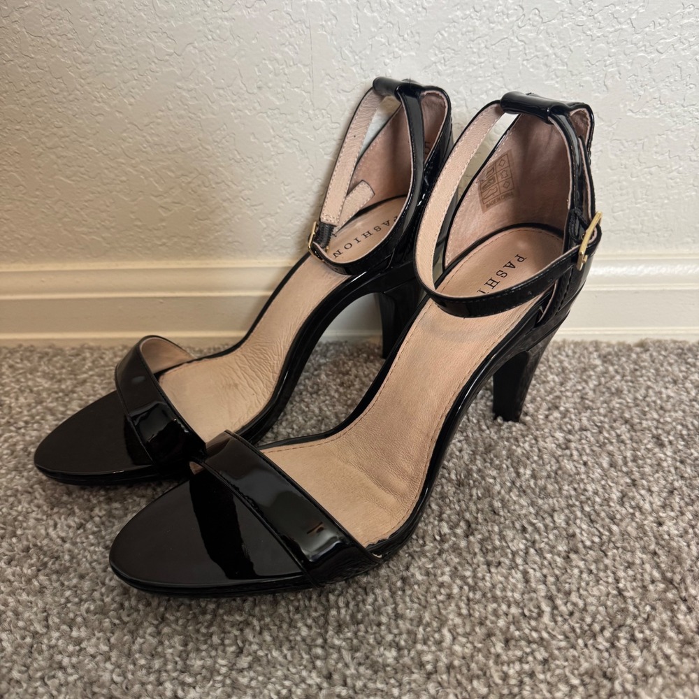 Pashion Convertible Heels Size 7.5 Black Patent Party Glam